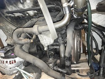 VW T5 motor 1,9 TDi AXB - 3