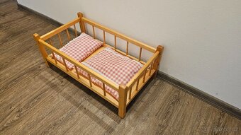 Dřevěná postýlka pro panenku - 3
