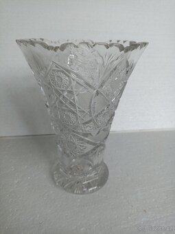 Broušená váza - 3