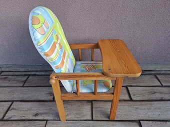 Stará dětská jídelní židlička - 3