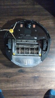 Robotický vysavač iRobot Roomba - 3