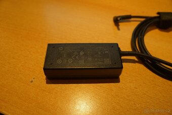 Originál adaptér/nabíječka pro notebooky HP - 3