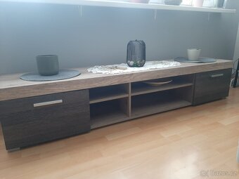 Obývací stěna - TV stolek + prosklená skříňka - 3