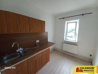 Sebranice, RD 6+1, 220 m2, dvorek – rodinný dům - 3