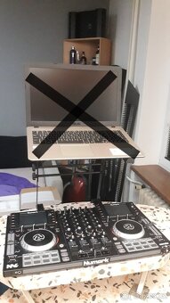 Numark NV2 - 3