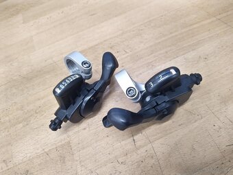 Řadící páčky Shimano STX RC ST-MC40 3x7 - 3