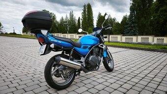 Kawasaki Er5 ,v Tp 25kw - 3