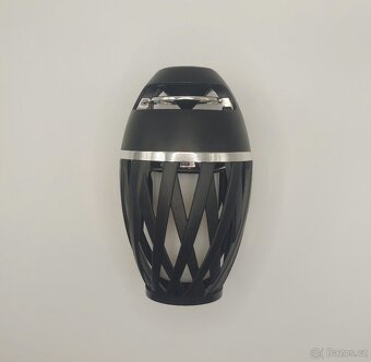 Bluetooth Reproduktor v plamenném designu s LED (nepoužité) - 3