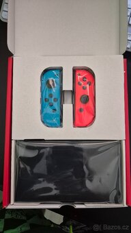Nintendo SWITCH OLED - 3