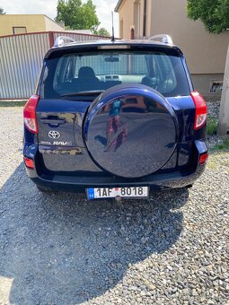 Toyota RAV4 2.2 D-4D 4x4 – spolehlivé SUV - 3