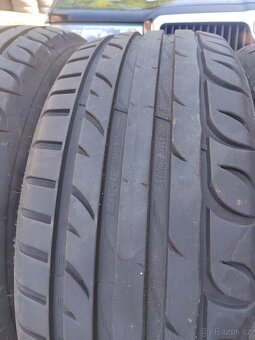 Prodám zánovní letní pneu 215/55/17 Sebring UHP 98W - 3