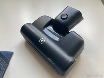 Příslušenství k vysavači Electrolux Pure Q9 - filtr a hubice - 3