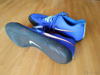 Tretry vrhačské Nike, vel. 46 - 3