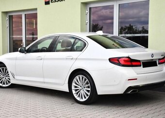 BMW Řada 5 530d LUXURY LINE LASER K360° - 3