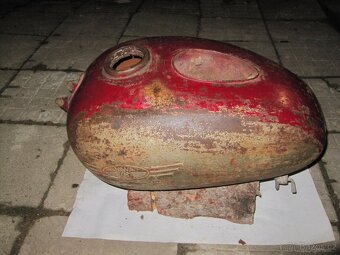 nádrž Jawa kývačka - 3