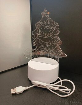 3D lampa s vánočním stromečkem - 3