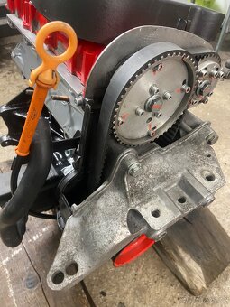 Zavodní motor vw 1.6 16v - 3