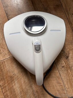 ruční antibakteriální vysavač RAYCOP - 3