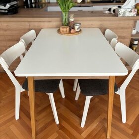 Stůl (JYSK) a čtyři designové židle - 3