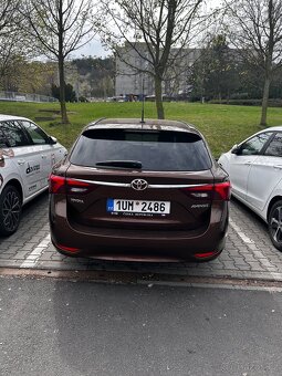 TOYOTA avensis 2.0D - 3