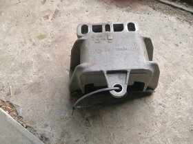 Silenblok motoru 1J01999555. Škoda Octavia I - 3