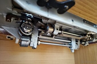 Šicí stroj Veritas 8014/36 - FUNKČNÍ - 3