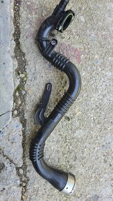 Hadice intercooler 8200201617
- 3