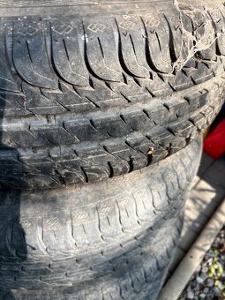 Komplet 4 kola pneu 195/65/R15 vc. Disku orig Ford - 3