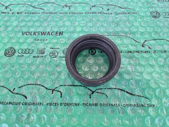 Škoda Fabia I těsnění gumové na škrtící klapku - 3
