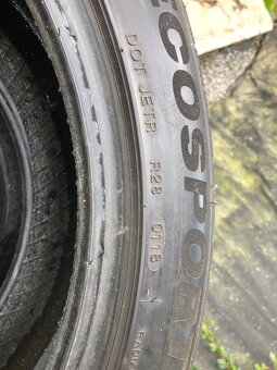 225/45r18 - 3