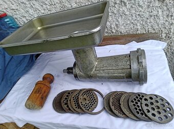 Univerzální stroj robot Alba RE 22 - 3
