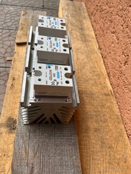 Crouzet polovodičové relé GN 841370 vč.chladiče - 3