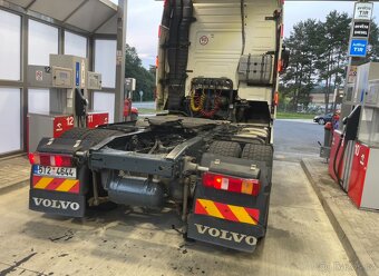 Volvo FH13 440 nosič výměnných nástaveb - 3
