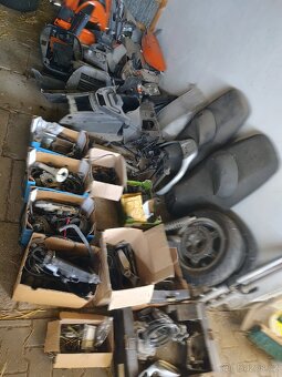 Díly KYMCO Xciting 250 - 3