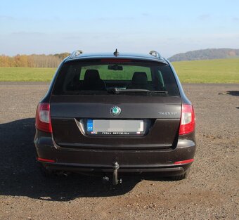 Škoda Superb 1,6 TDi GreenLine 77KW Combi - 3
