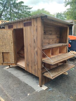 Zateplený kurník pro 20 až 30 slepic - 3