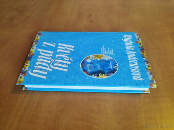 Série Květy z půdy - 3