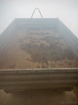 HÁKOVÝ KONTEJNER....VALNÍK - 3