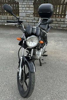 Yamaha YBR 125 - 3