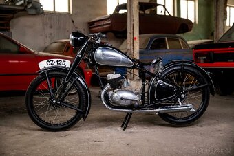 ČZ 125 T - 3