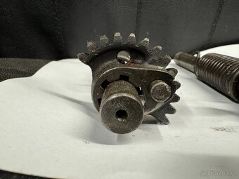 Jawa 550/555 start hřídel - 3