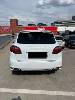 Porsche Cayenne - 3