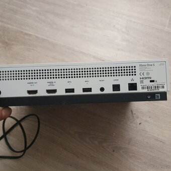 XBOX ONE S - 3