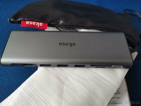 Akasa usb-c dock 14v1 - 3