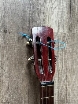 Banjo 4 strunné - 3