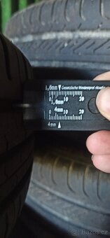 Prodám originální kola Citroën Saxo – 165/65 R14 Continental - 3