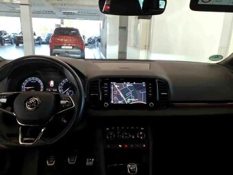Škoda Karoq sportline TDI 110kw MAN.,tažné,kamera,kessy,DCC - 3