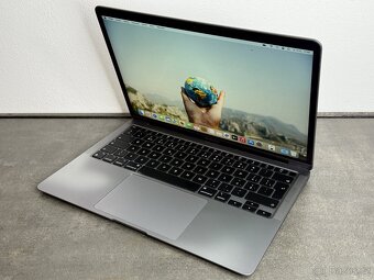 MacBook Air 13'' 2020 / M1 / 8GB / 256GB SSD / Space Gray - 3