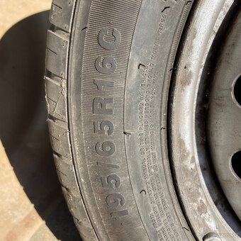 Pneu TOMKET 195/65R16 - 3