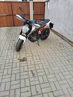 Ktm 125 - 3